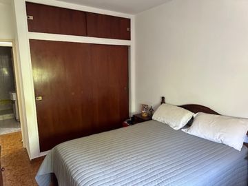 VENTA 4 AMBIENTES BARRACAS