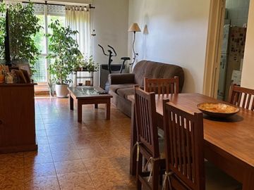 VENTA 4 AMBIENTES BARRACAS