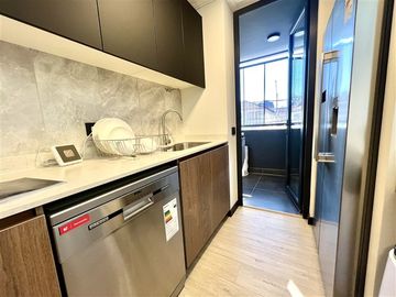 Departamento en Venta en Av. Suecia con Ricardo Lyon