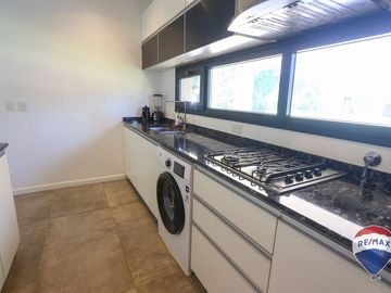 CASA  6 AMBIENTES EN VENTA EL PRINCIPADO CANNING