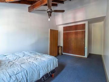 VENTA CASA 6 AMBIENTES CON JARDÍN PILETA Y GARAGE