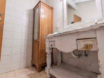 VENTA CASA 6 AMBIENTES CON JARDÍN PILETA Y GARAGE