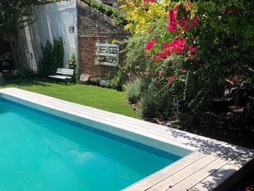 VENTA CASA 6 AMBIENTES CON JARDÍN PILETA Y GARAGE