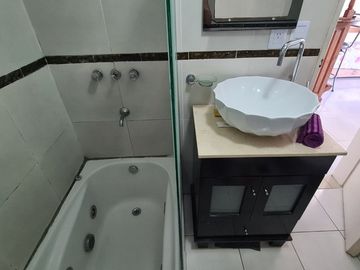 VENTA DEPARTAMENTO 2 AMBIENTES CON COCHERA HAEDO