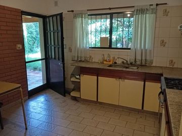 VENTA CASA 4 AMBIENTES POLVORINES - APTA CREDITO