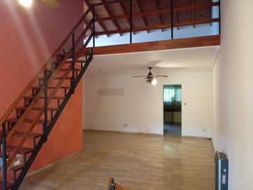 VENTA CASA 4 AMBIENTES POLVORINES - APTA CREDITO