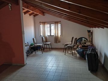 VENTA CASA 4 AMBIENTES POLVORINES - APTA CREDITO