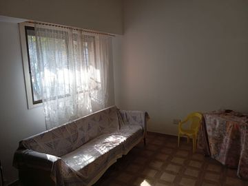 VENTA CASA 4 AMBIENTES POLVORINES - APTA CREDITO