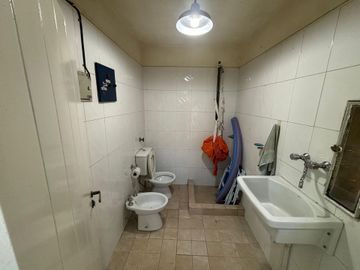Venta casa 4 amb con parque y pileta B° El Cortijo