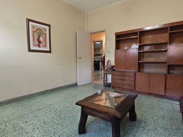 CASA 4AMB CON PATIO, GARAGE FINANCIA-PERMUTA
