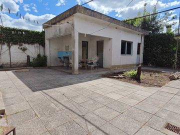 CASA 4AMB CON PATIO, GARAGE FINANCIA-PERMUTA