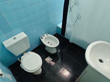 CASA 4AMB CON PATIO, GARAGE FINANCIA-PERMUTA