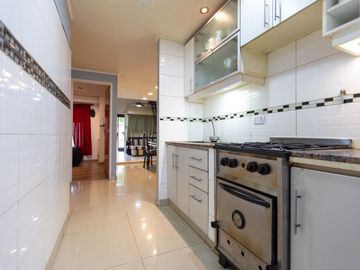 Venta permuta villa bosch 4 ambientes con cochera