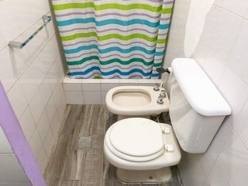 Venta permuta villa bosch 4 ambientes con cochera