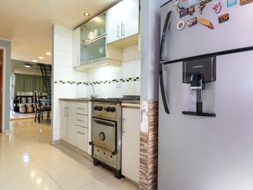Venta permuta villa bosch 4 ambientes con cochera