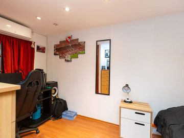 Venta permuta villa bosch 4 ambientes con cochera