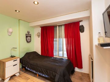 Venta permuta villa bosch 4 ambientes con cochera