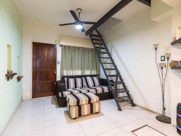 Venta permuta villa bosch 4 ambientes con cochera