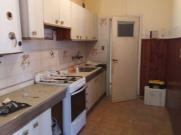 Casa Banfield Oeste 3 ambientes Patio y  Jardin