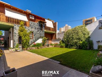 Excelente Casa en venta Centro