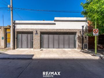 Excelente Casa en venta Centro