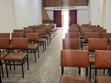 CASA EN VENTA EN 9 DE JULIO CON GALPON