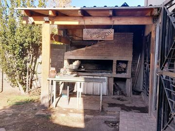 HERMOSA CASA A LA VENTA EN GUAYMALLÉN