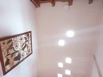 HERMOSA CASA A LA VENTA EN GUAYMALLÉN