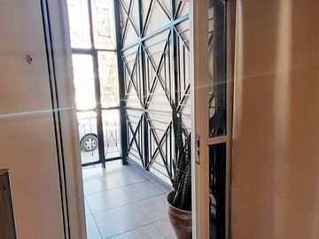 HERMOSA CASA A LA VENTA EN GUAYMALLÉN