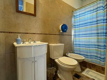 CASA COLONIAL MULTIFUNCION CON REFORMAS DE NIVEL