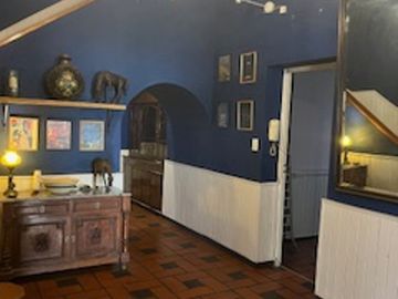 CASA COLONIAL MULTIFUNCION CON REFORMAS DE NIVEL