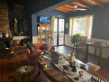 CASA COLONIAL MULTIFUNCION CON REFORMAS DE NIVEL