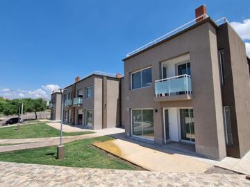 VENTA DEPARTAMENTO BARRIO DALVIAN CIUDAD MENDOZA