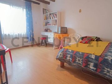 En Venta linda casa junto al Megamaxi de la 6 de Diciembre