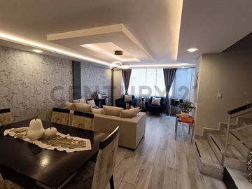 Vendo casa en San Fernando, de 4 dormitorios.