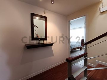 Vendo casa en San Fernando, de 4 dormitorios.