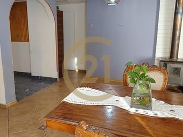 Se Vende Casa, cercana a Mall Plaza Tobalaba