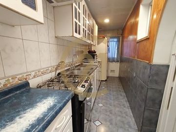 Se Vende Casa, cercana a Mall Plaza Tobalaba