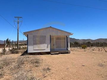 Se vende terreno con cabaña en Tambillos