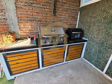 Venta céntrica casa en Villa Alemana