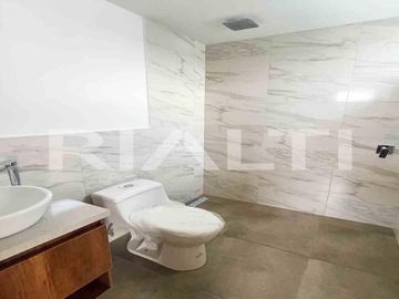 Amplia Casa de 140 m² en Urbanización Armenia 2, Sector de Alta Plusvalía