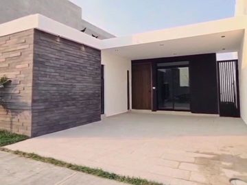 Casa en VENTA en PUNTO LOMAS