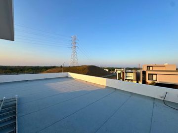 Casa en VENTA en Lomas del dorado