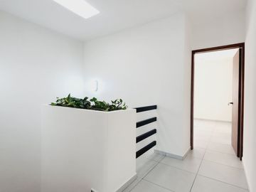 CASA EN VENTA con recamara en planta baja Fraccionamiento LOMAS DEL DORADO