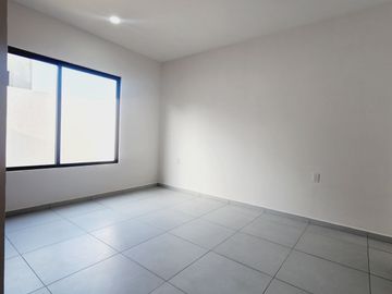 CASA EN VENTA con recamara en planta baja Fraccionamiento LOMAS DEL DORADO