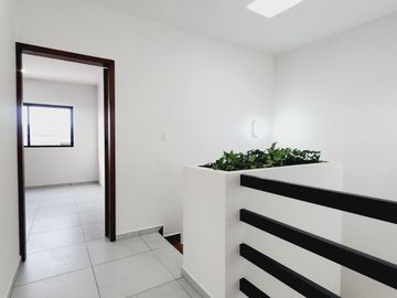 CASA EN VENTA con recamara en planta baja Fraccionamiento LOMAS DEL DORADO