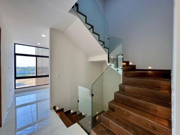 Casa en VENTA en LOMAS DEL DORADO