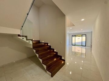 Casa en VENTA en LOMAS DEL DORADO