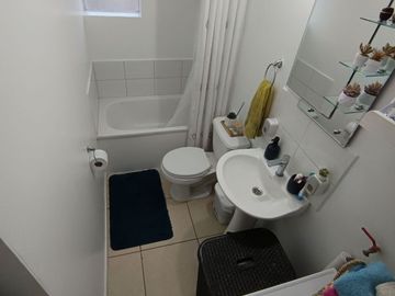 CASA EN BARRIO CONSOLIDADO Y SEGURO