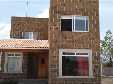 CASA EN VENTA EN ACULCO, EDO. DE MÉX.